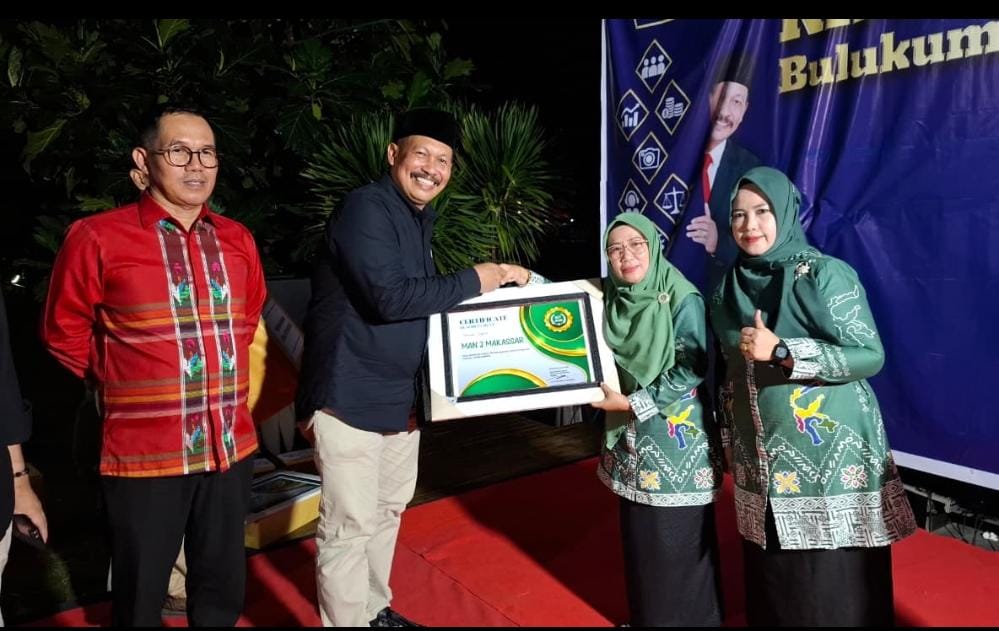 MAN 2 Kota Makassar Raih Penghargaan Bergengsi Atas Dedikasi dalam Pembangunan ZI Menuju WBK/WBBM