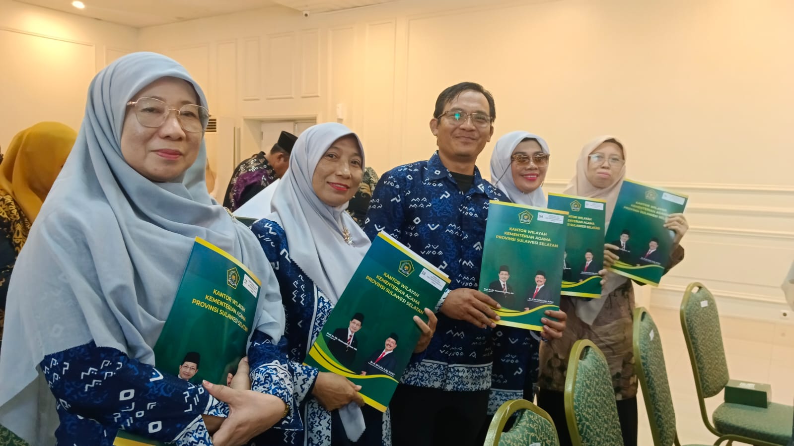 Enam Guru MAN 2 Kota Makassar Resmi Dilantik Jadi Pejabat Fungsional 