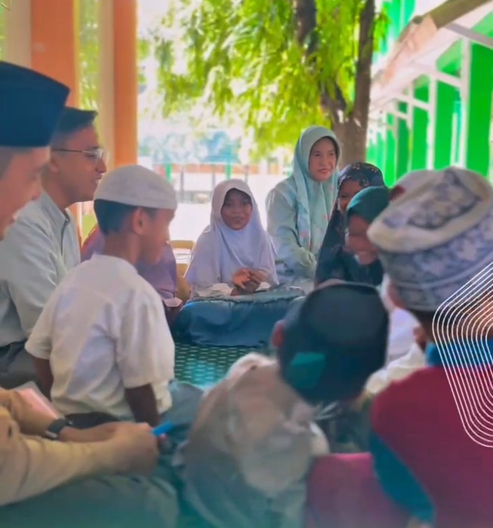 Madrasah Berdampak: MAN 2 Kota Makassar Hadirkan Senyum dan Edukasi bagi Anak Pemulung