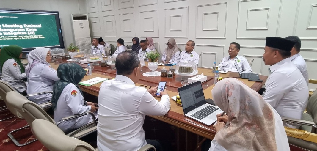 Tim ZI MAN 2 Kota Makassar Hadiri Entry Meeting Desk Evaluasi Pembangunan Zona Integritas