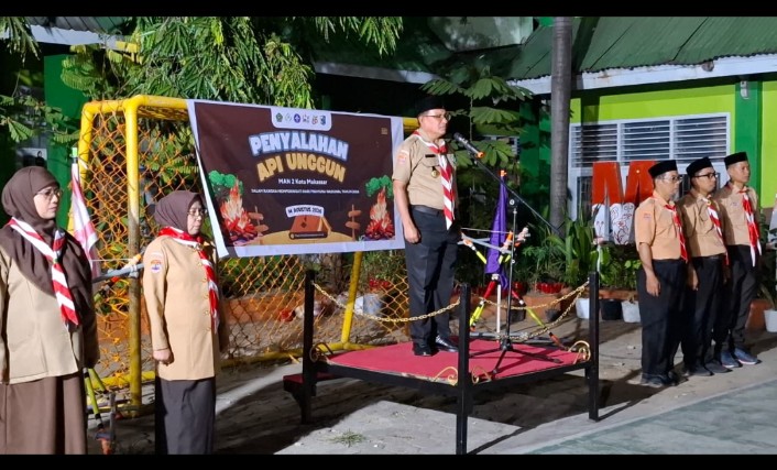 MAN 2 Kota Makassar Gelar Upacara Nyala Api Unggun, Penuh Makna dan Renungan