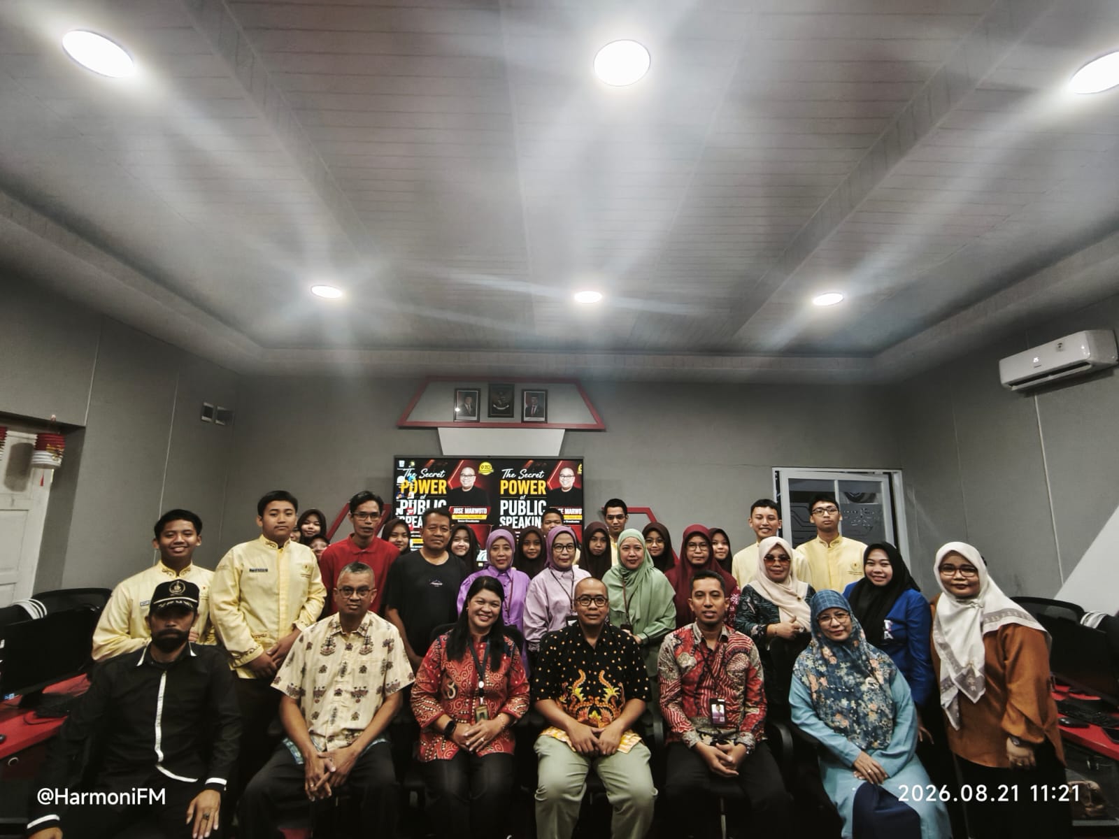 Tingkatkan Kompetensi dan Kualitas Pelayanan, MAN 2 Kota Makassar Gelar Pelatihan Excellent Service