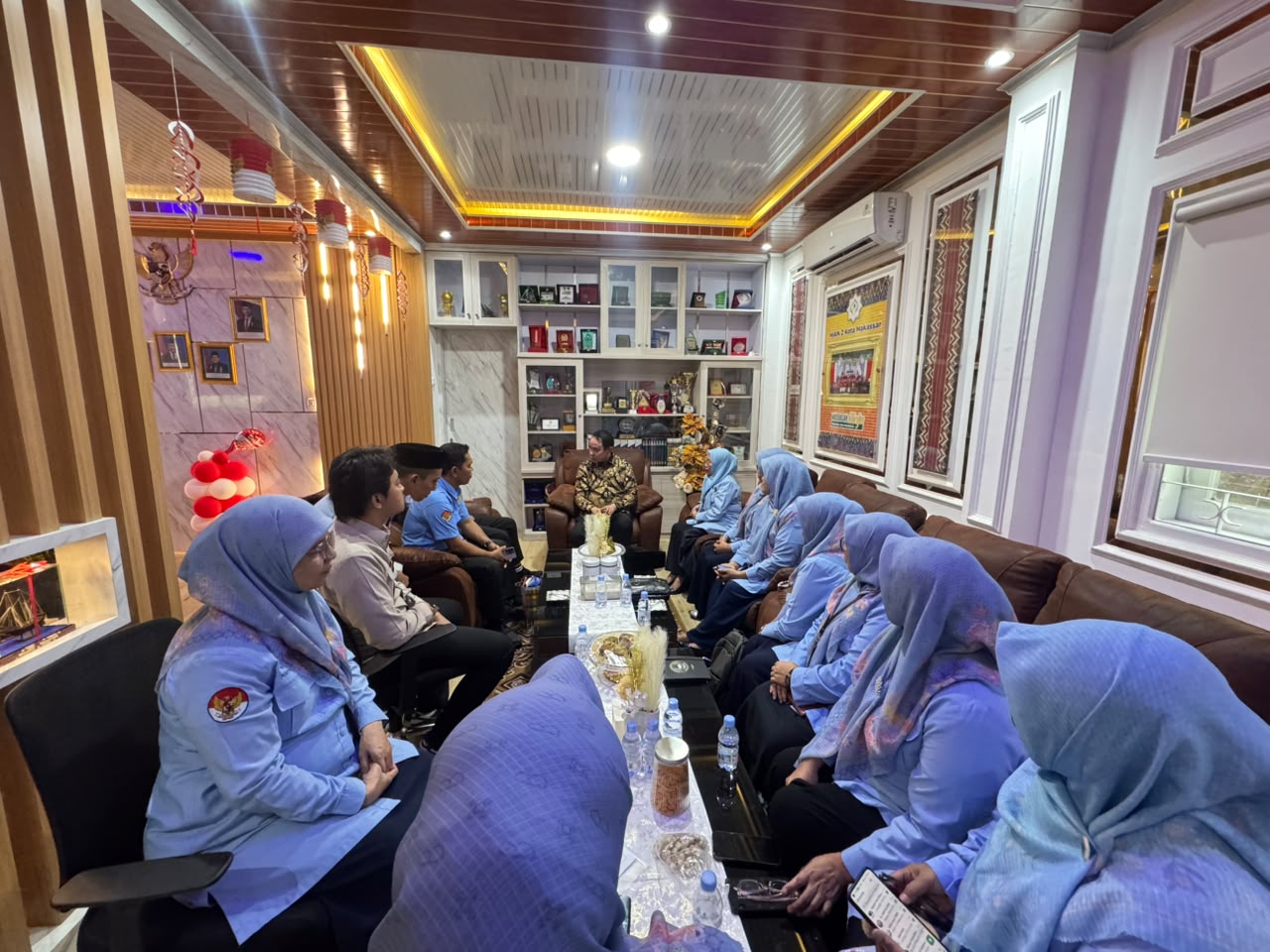 Direktur GTK Kemenag RI Sapa Tim MGMP MAN 2 Kota Makassar