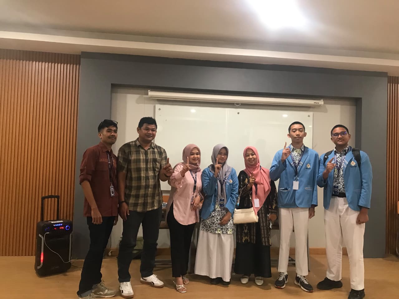 Panen Prestasi Tim MAN 2 Kota Makassar di Ajang SOCIUS UNM