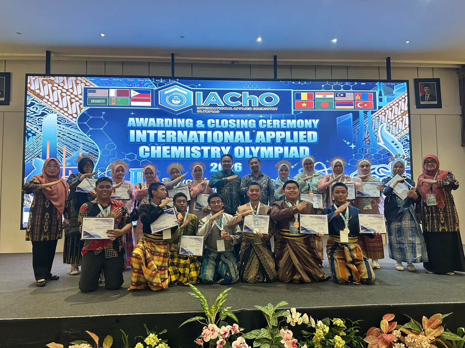 MAN 2 Kota Makassar Borong 17 Medali di IAChO 2026 Bandung, Buktikan Kualitas Global Murid Madrasah